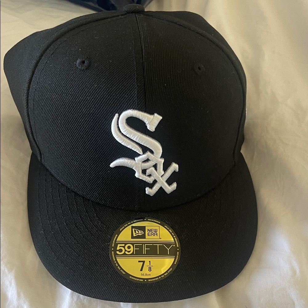 NWT Lids SOX 59FIFTY 7 1/8 Cap